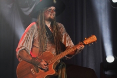 01_15JahreAggroShanty25
