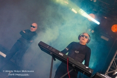 Front 242