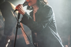 Nicole Faux Naiv