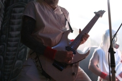 02_BloodWhite_08