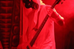 02_BloodWhite_24