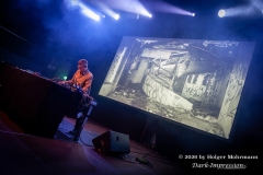 RHYS FULBER