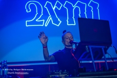 2XNI