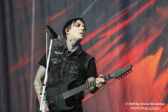Motionless